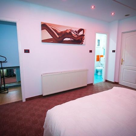 Karma Luxury Room Bucharest Luaran gambar