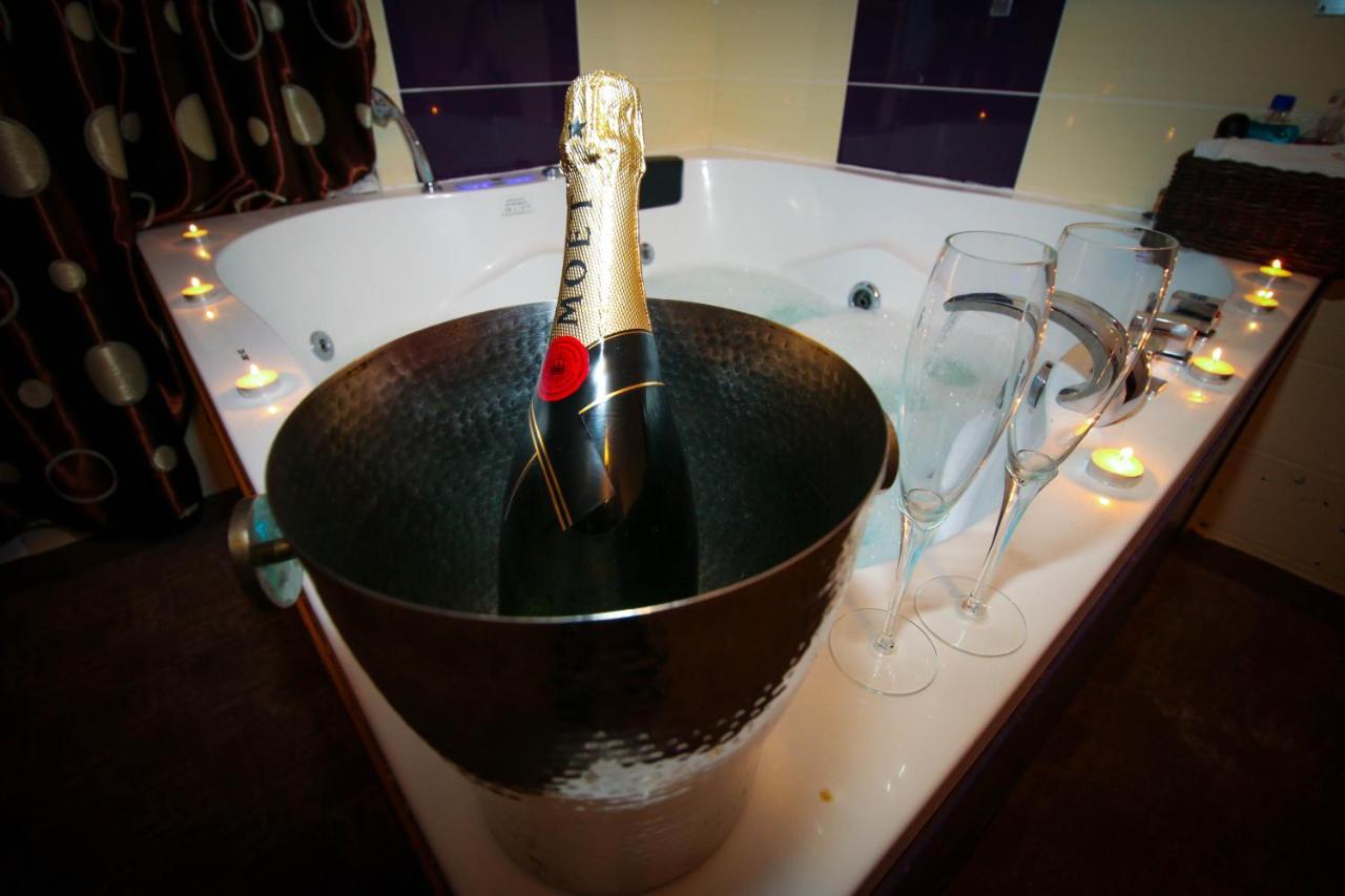 Karma Luxury Room Bucharest Luaran gambar